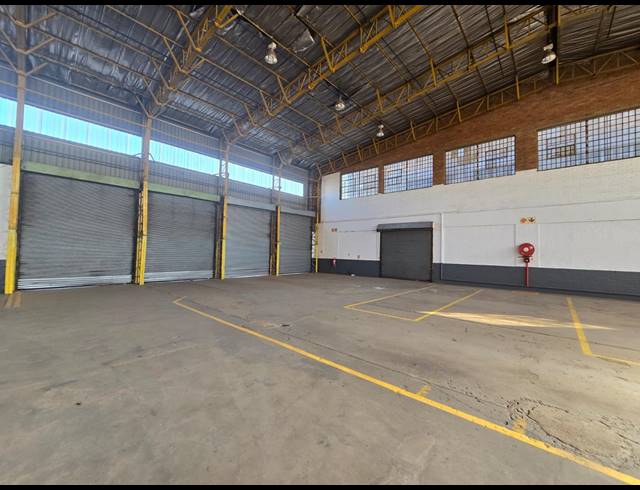 2,722M² WAREHOUSE TO LET IN BENROSE